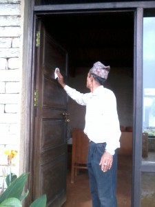 cleaning door by beeswax